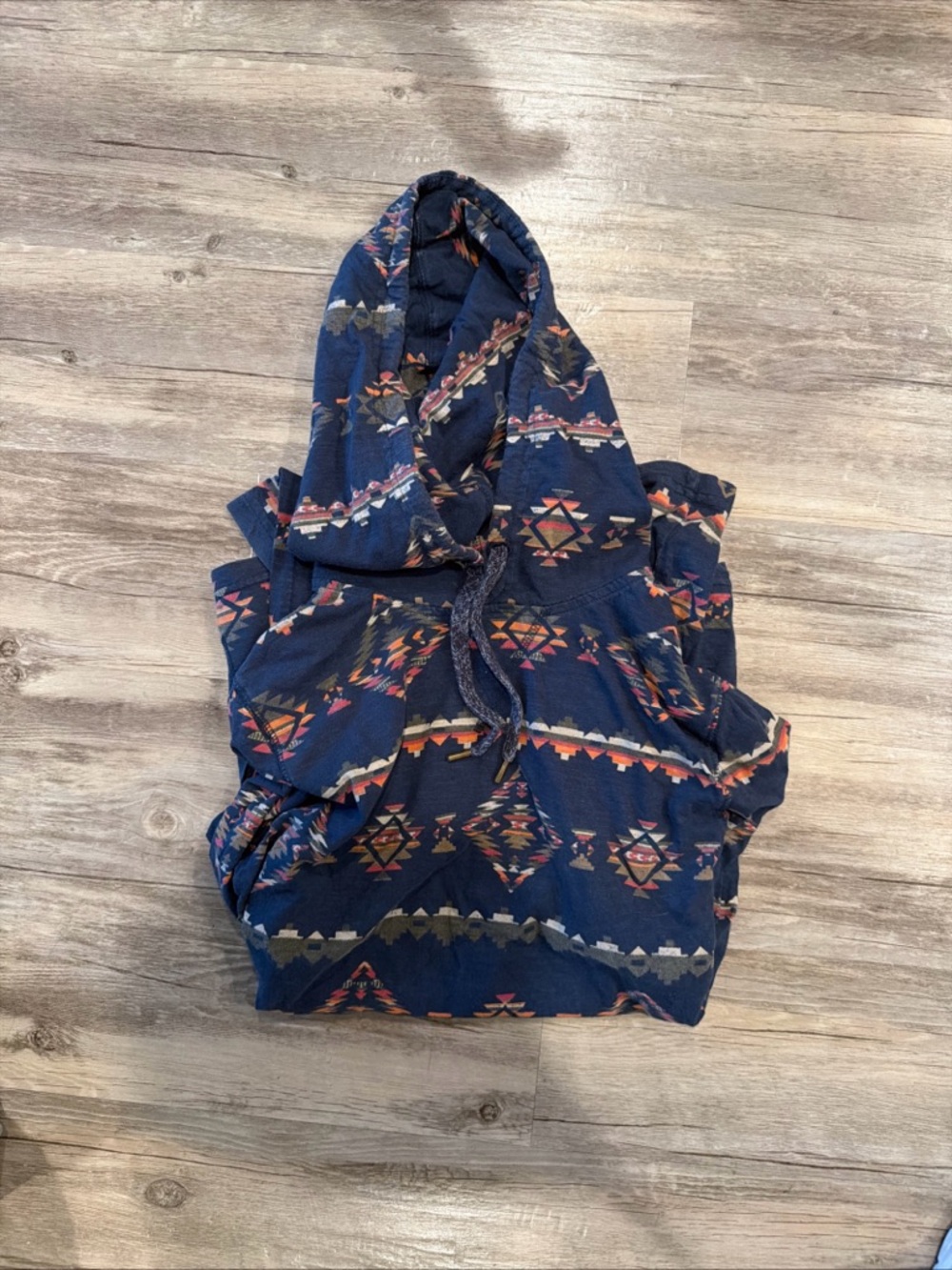 Men’s Aztec Print Hooded Pullover